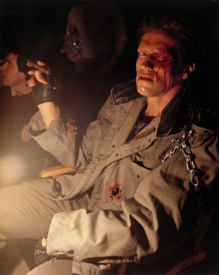 Arnold Schwarzenegger on set of The Terminator (1984)